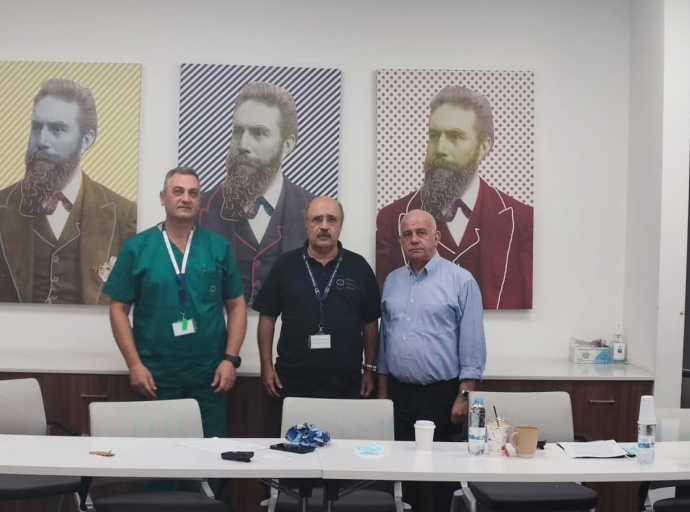 Eπίσκεψη Κοιν. Εκπροσώπου ΔΗΚΟ στο Γερμανικό Ογκολογικό και συζήτηση για το  ΓΕΣΥ
